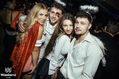 Party Bild aus dem Weekend Club Berlin vom 01.11.2024